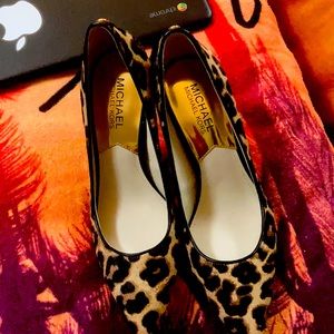 Michael Kors heels perfect condition